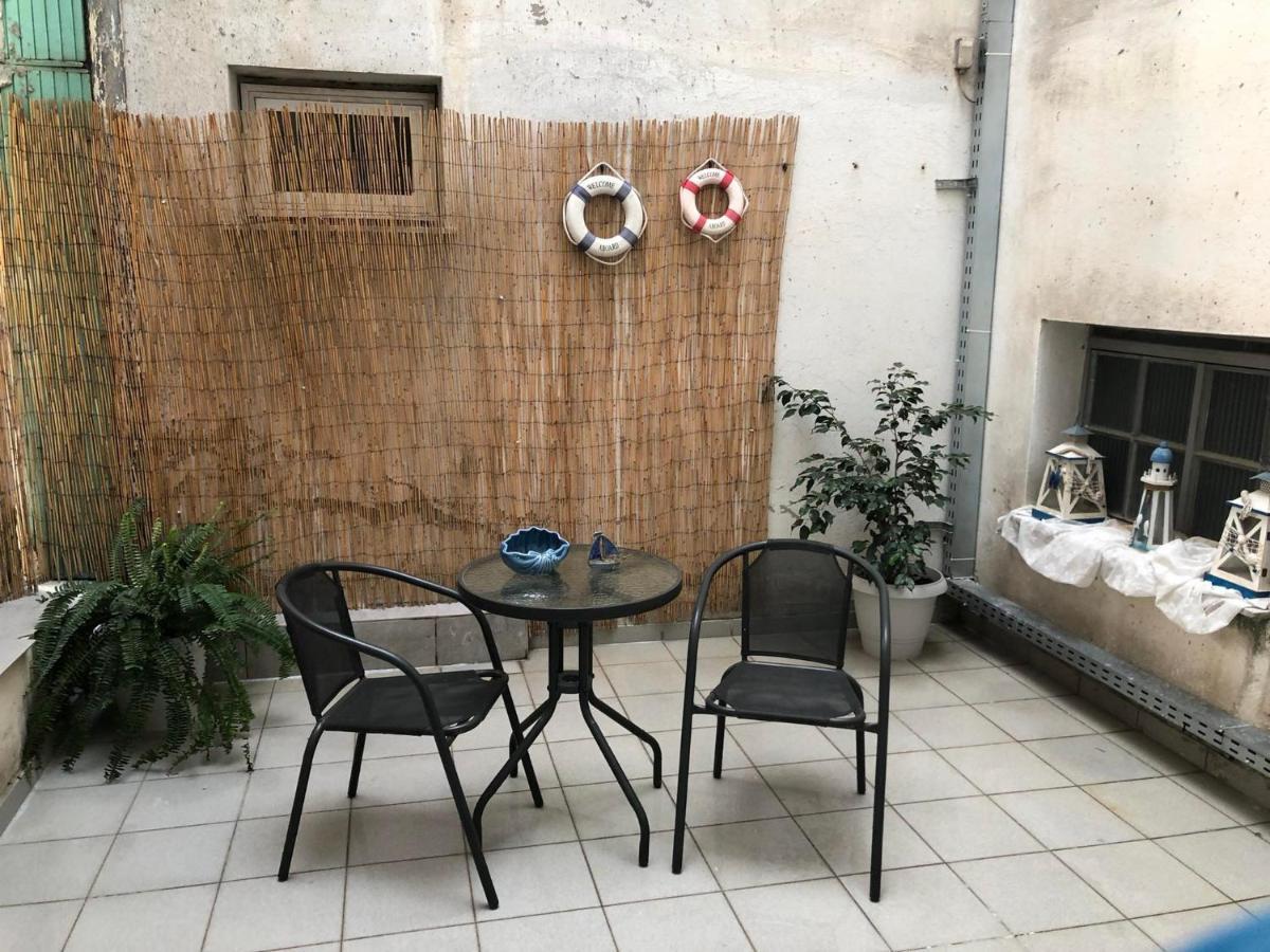 Olive - Happyhostgr - Downtown Apartment Wolos Zewnętrze zdjęcie